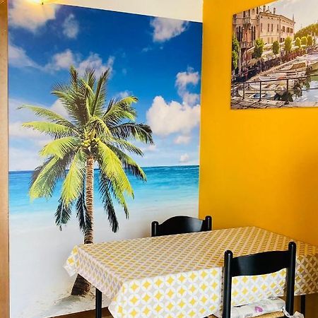 Palm Beach - Your Private And Complete Apartment In דסנזאנו דל גארדה מראה חיצוני תמונה