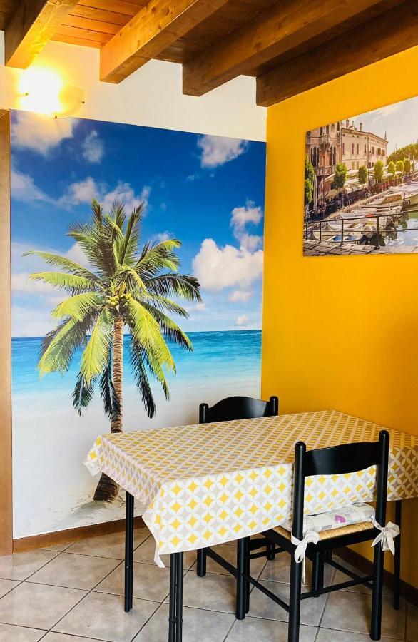 Palm Beach - Your Private And Complete Apartment In דסנזאנו דל גארדה מראה חיצוני תמונה