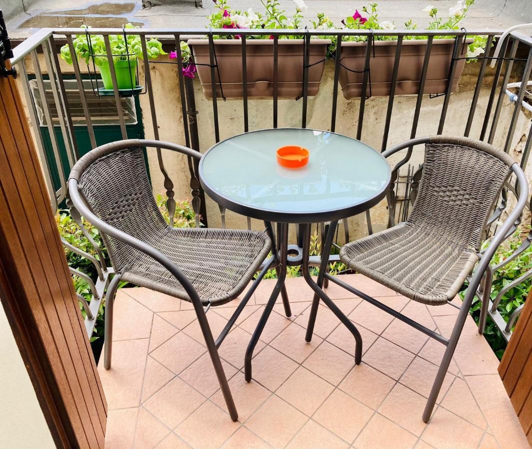 Palm Beach - Your Private And Complete Apartment In דסנזאנו דל גארדה מראה חיצוני תמונה